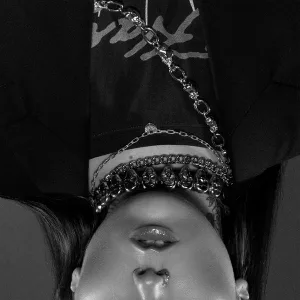 Cover von Strangers (sad acoustic version)