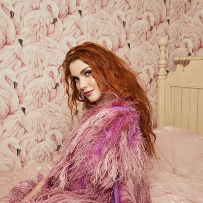 Cover: Bed Of Roses  von Caylee Hammack