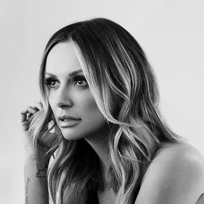 Cover: truck on fire von Carly Pearce