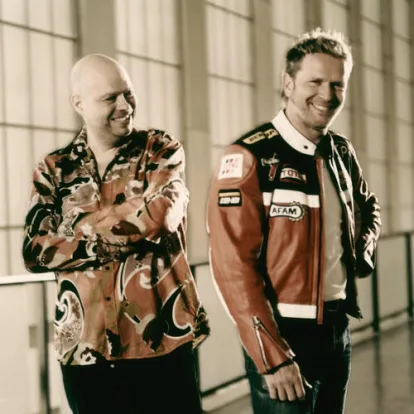 Cover: Right In The Night (Fall In Love With Music) (Radio Edit) von Jam & Spoon