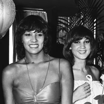 Cover: Shoes Off (Boots On) von Luv'