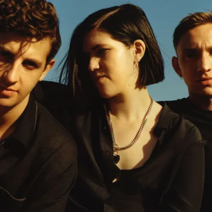 Cover: On Hold von The Xx